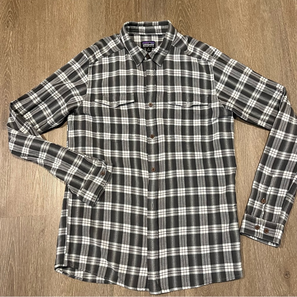 Patagonia Long Sleeve Organic Cotton shirt